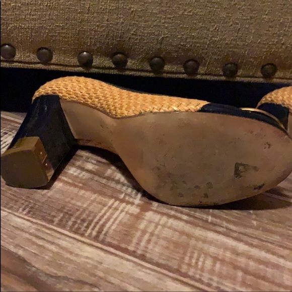 Tory Burch heels with Basketweave and Navy - Picture 3 of 7